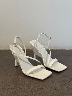 GIA/RHW - Patent Leather Slingback Sandals - White // Size 37 1/2